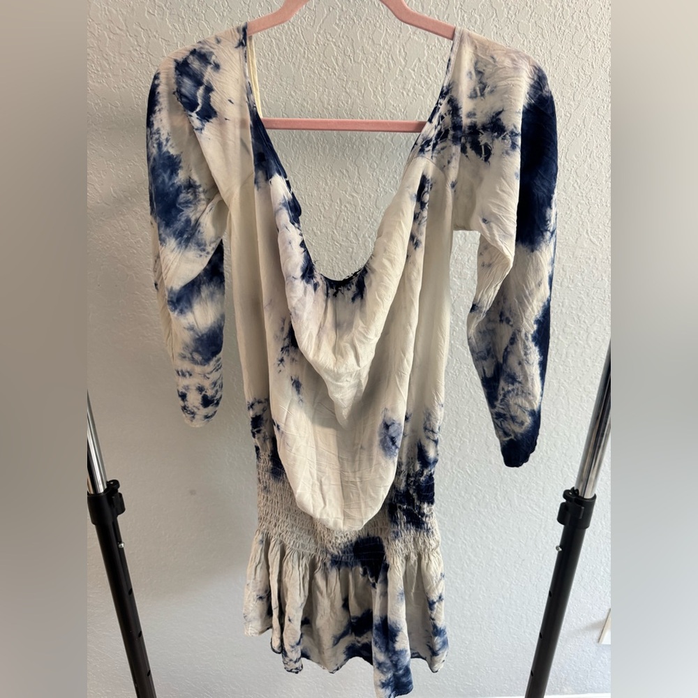 Tie-Dye Long Sleeve Dress